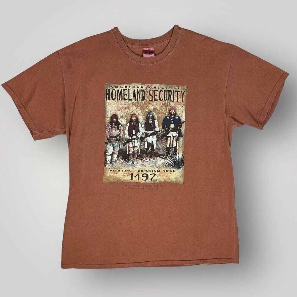 Retro Y2K Homeland Security Native American Indians Fighting Terrorism T-shirt L